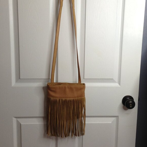 VTG Leather Margot Fringed Crossbody; Bohemian, hippie Vibes, Supple Tan Leather - Picture 1 of 6